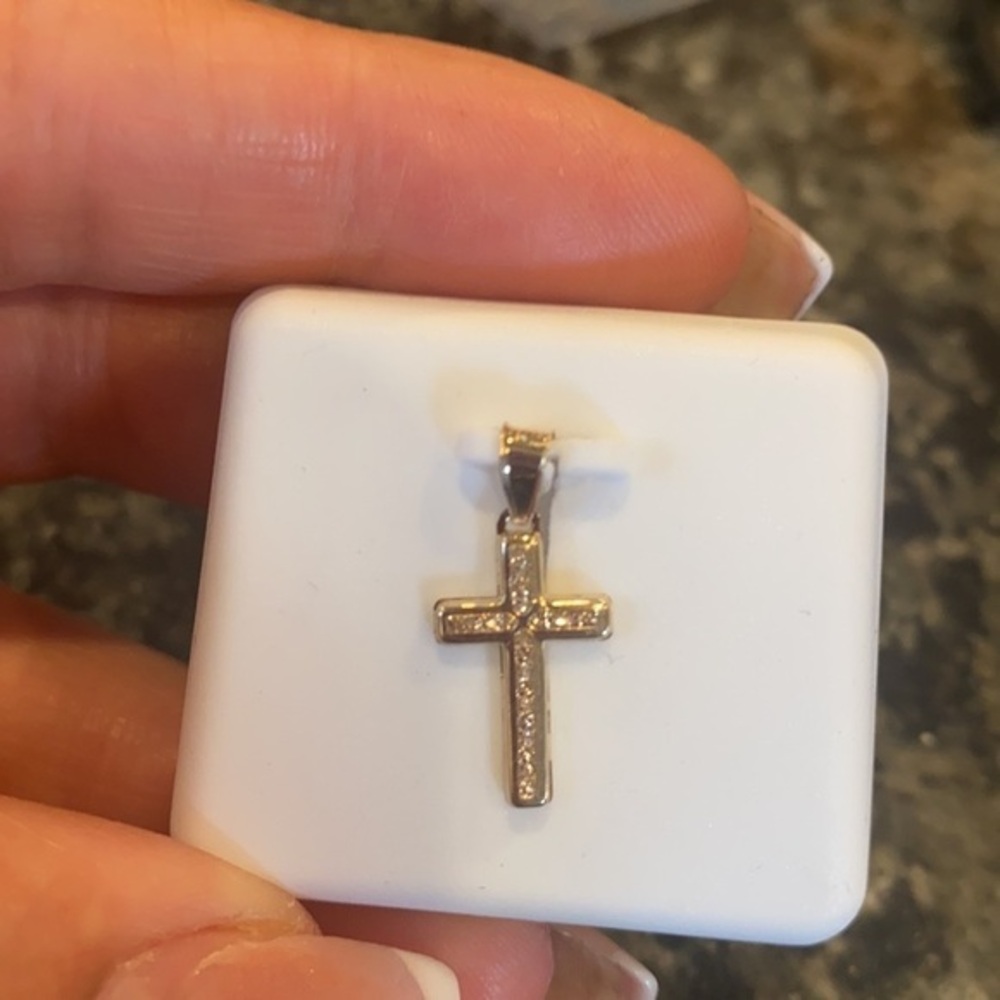 New one pc only 10K yellow Gold CZ Cross pendant